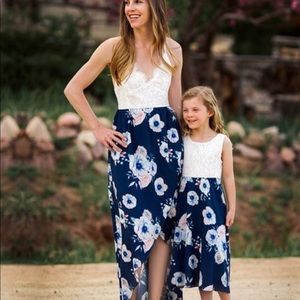 NWT high low lace floral sleeveless dress L